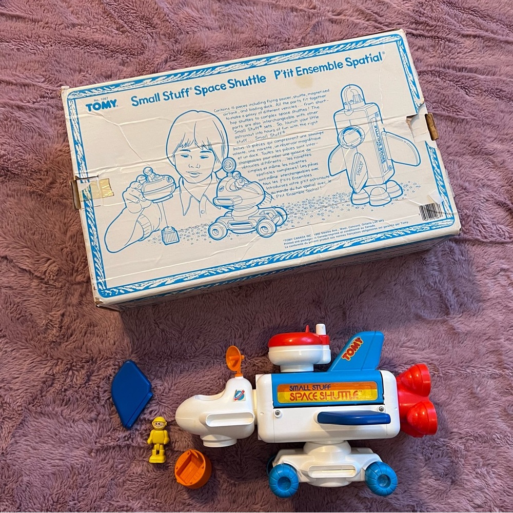 VINTAGE Tomy Small Stuff Space Shuttle 80s astronaut - Picture 11 of 17